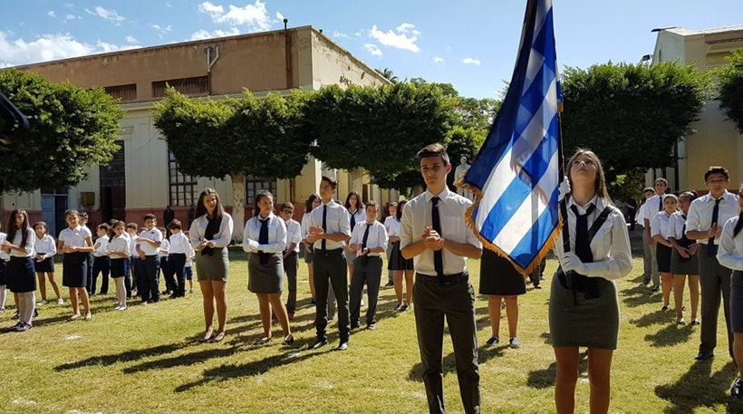 Σε συγκινητική ατμόσφαιρα, η επέτειος του «ΟΧΙ» στα ελληνικά σχολεία του Καΐρου και της Αλεξάνδρειας